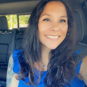 Meet your Posher, Leeann